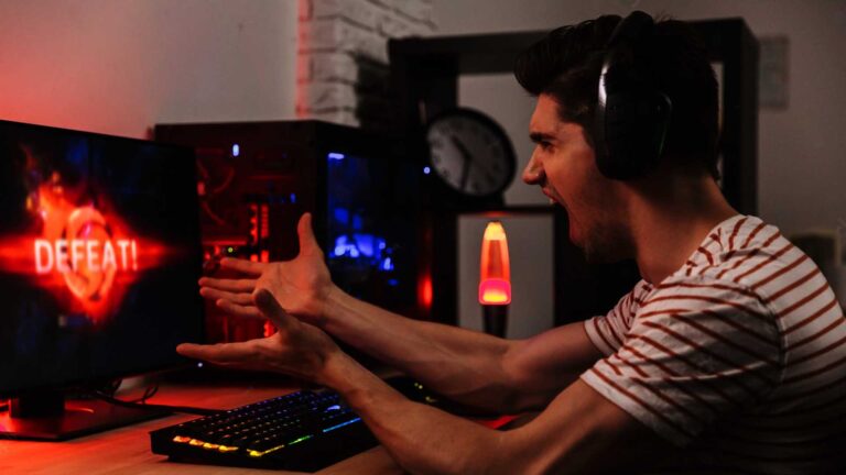 87a8cae75c30a74ed85fe9aa8f9856f8_gamer-marah