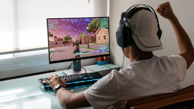 8 Lightweight PC Games That Still Deliver Big Fun in 2026
